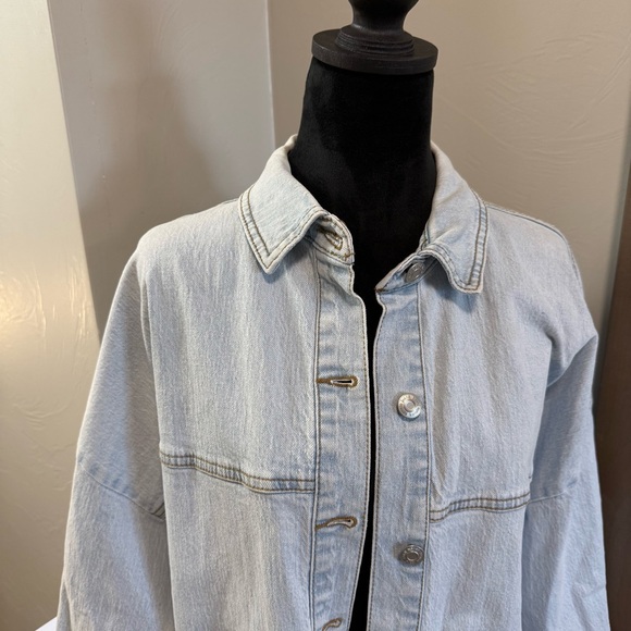 Kensie Jeans Light Wash Button Front Jean Denim Jacket Oversized Fall Layering M - Picture 2 of 7